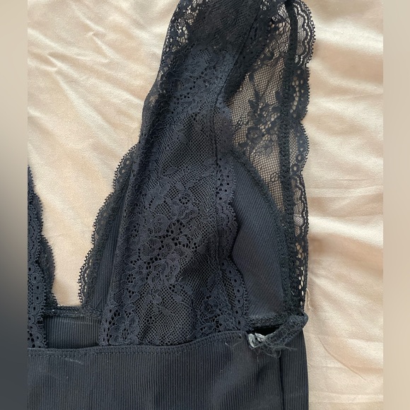 Intimately Free People Black Lace V-Neck Top - Picture 4 of 4